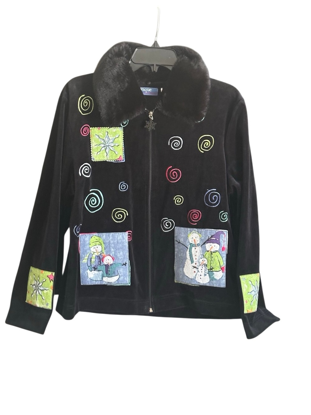Onque Casuals Embroidered Holiday Velour Jacket Faux Fur Collar. Size Large